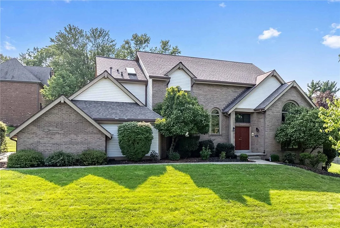 4 bed, 3.5 bath, 3073 sqft, $3,900 — Photo 1