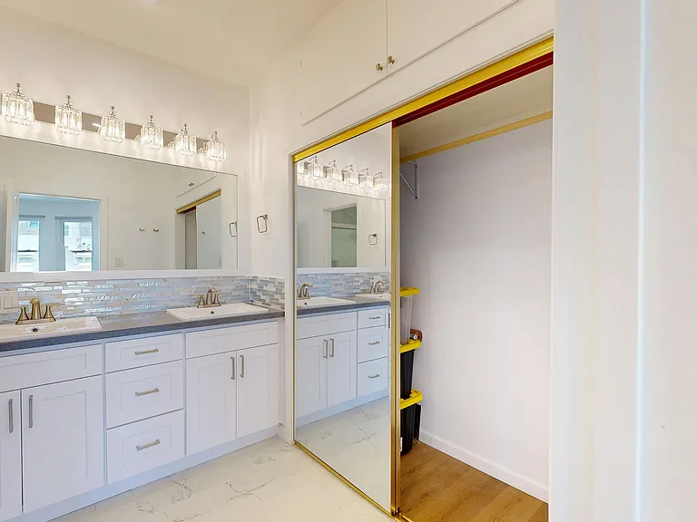 105 Webster St #1 — Photo 8