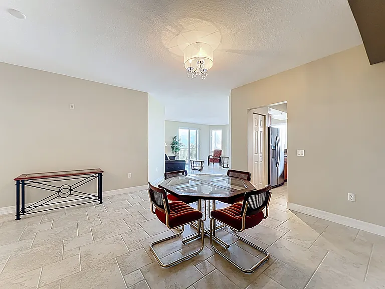 110 Warsteiner Way #301 — Photo 5
