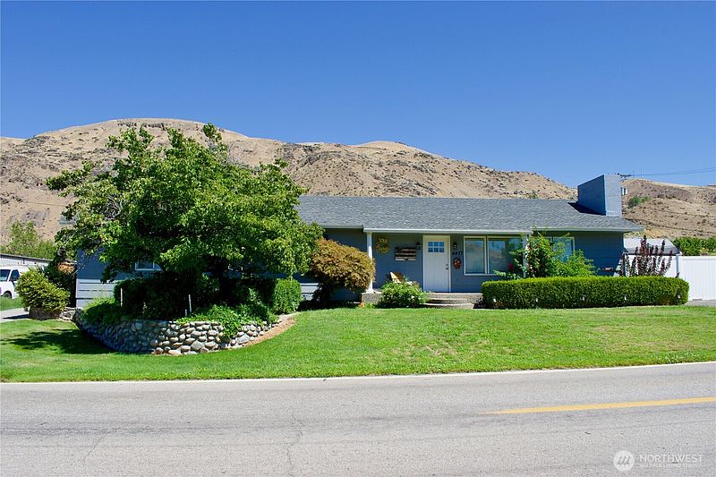 4th image of 4477 NW Cascade Avenue