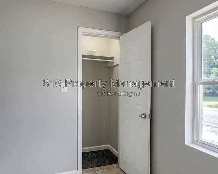 8718 E Winner Rd — Photo 4