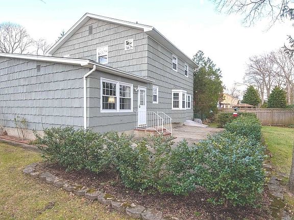 2nd image of 26 Eklund Blvd