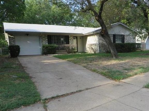 2nd image of 9415 Frostwood St