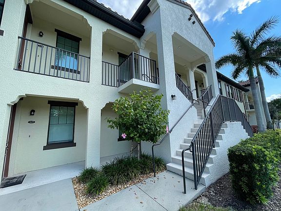 3rd image of 15102 Palmer Lake Cir Unit 202