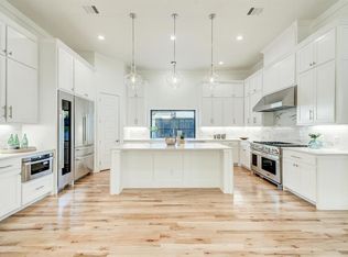 5609 Montclair Dr, Colleyville, TX 76034