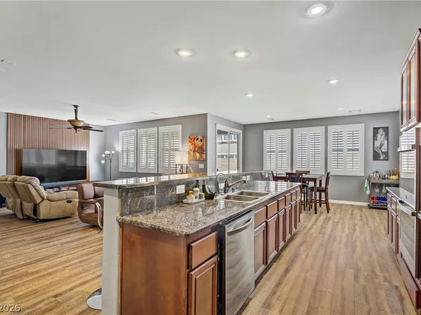 6908 Fox Sparrow Ct, North Las Vegas, NV 89084