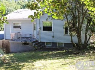 11 Maplewood Ave, Wheeling, WV 26003