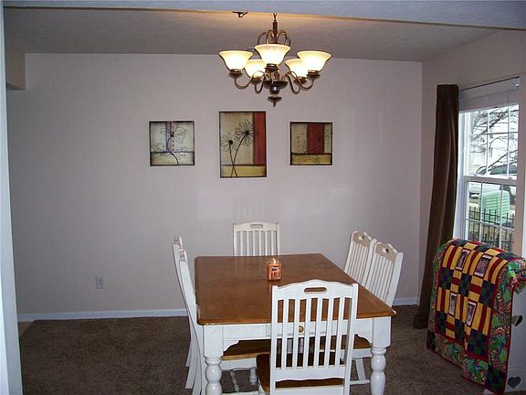 4th image of 2434 Wynbrooke Blvd