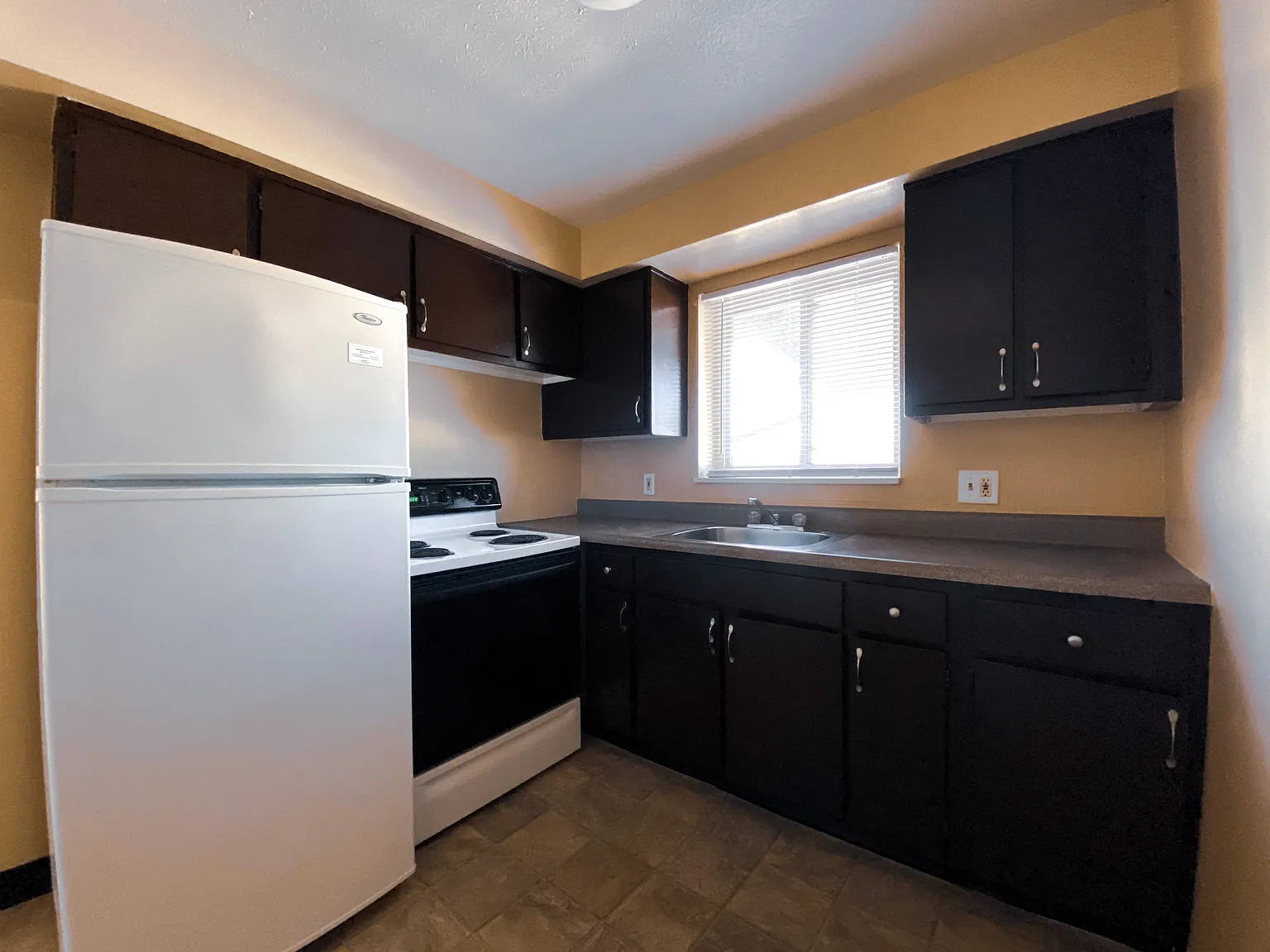 Springcrest Apartments — Photo 4