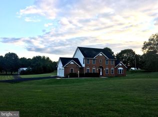 11605 Gilbert Ln, La Plata, MD 20646