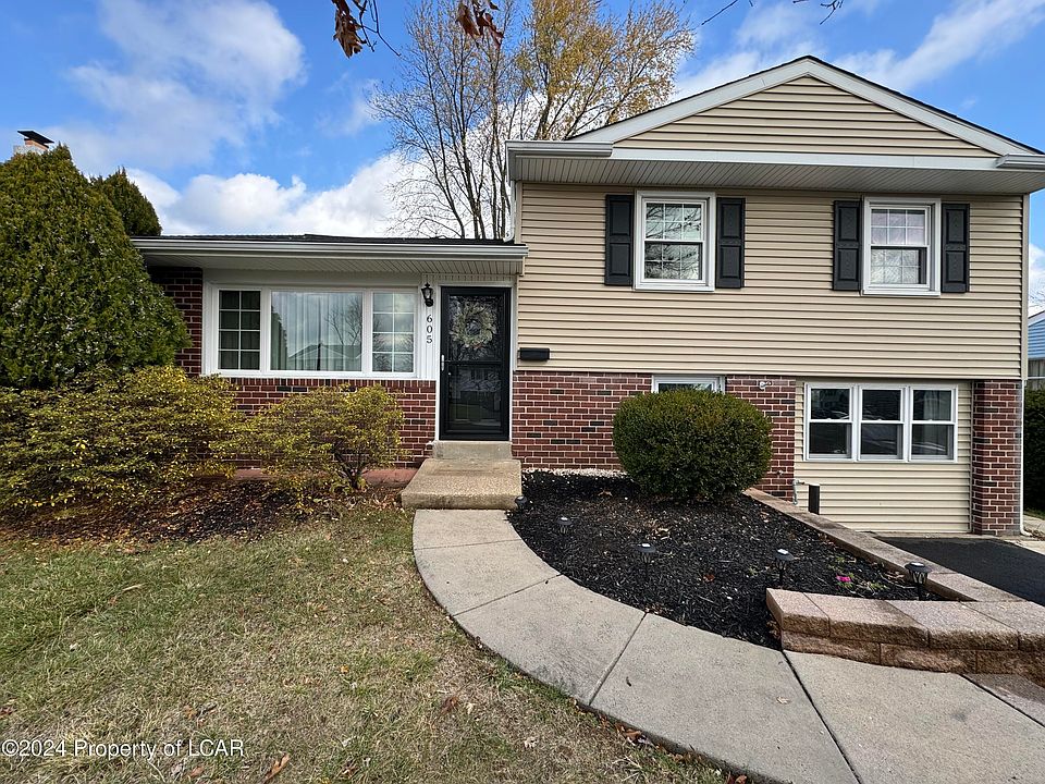 1st image of 605 Exton Rd