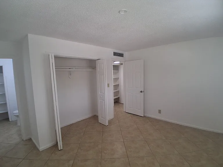 401 SW 13th Pl #705 — Photo 19