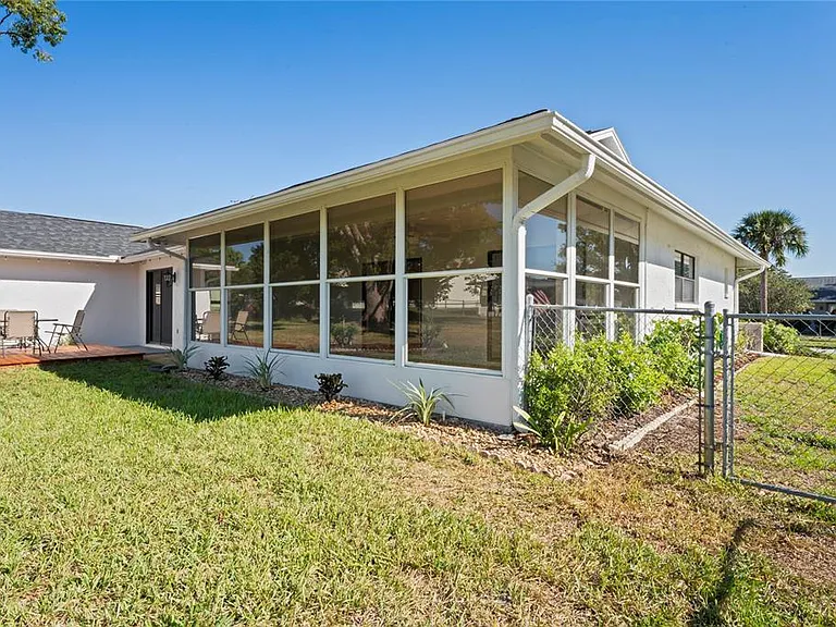 8312 Roxboro Dr — Photo 27