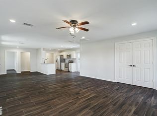 2517 Barbers Hill Rd, Highlands, TX 77562