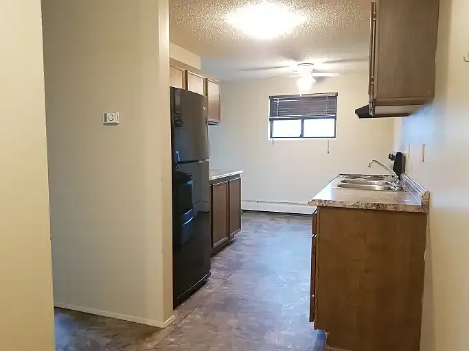 2 bed, 1.0 bath, $1,150 — Photo 3