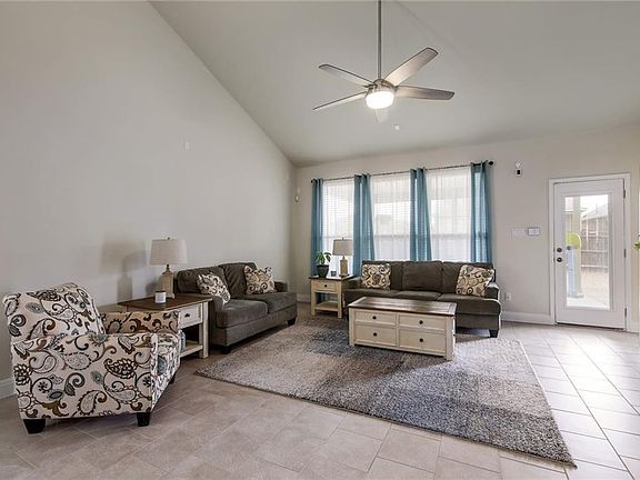3rd image of 300 Cyril Dr