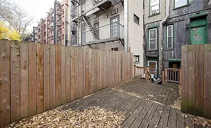 Rented by R New York