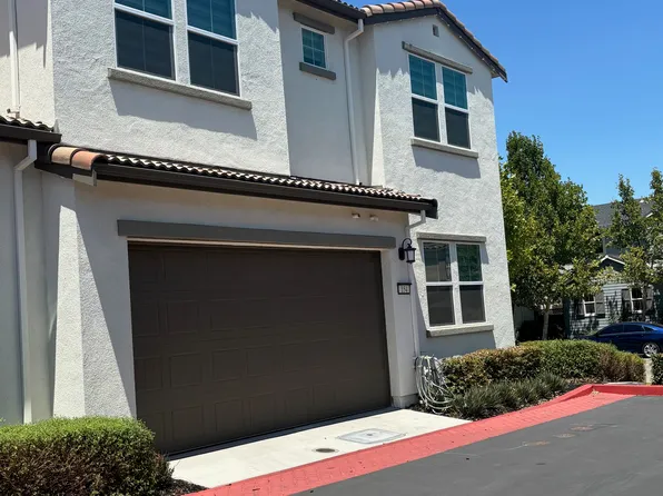 154 E Ramsey Dr, Mountain House, CA 95391