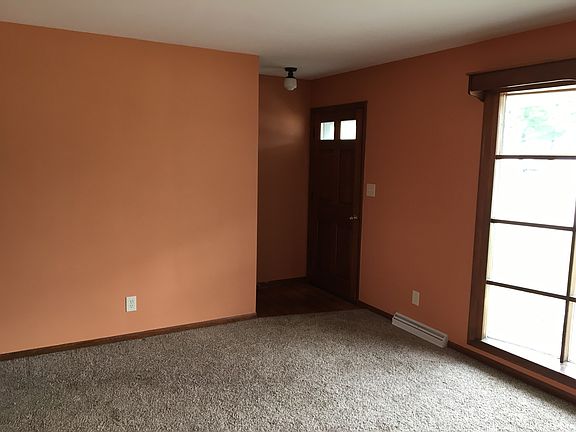 2nd image of 3259 Wayburn Ave SW