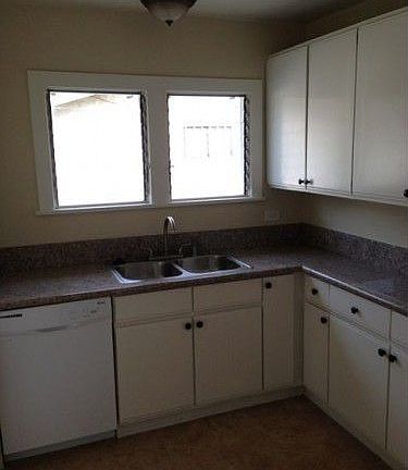 4th image of 3631 E 61st Pl