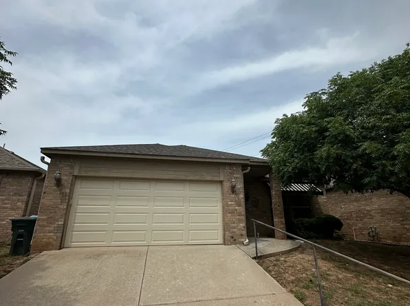 2119 Trailwood Rd, Edmond, OK 73034