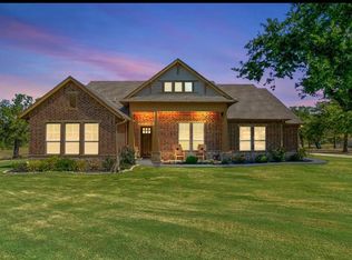 109 Deerfield Rd, Paradise, TX 76073