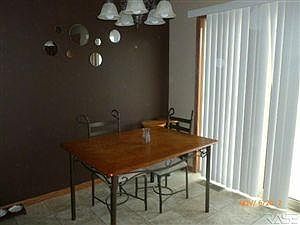 3rd image of 804 Honeysuckle Dr