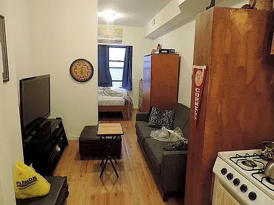 Rented by J Misrahi Realty Corp | media 4