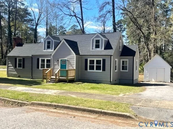 1770 Arch St, Petersburg, VA 23805