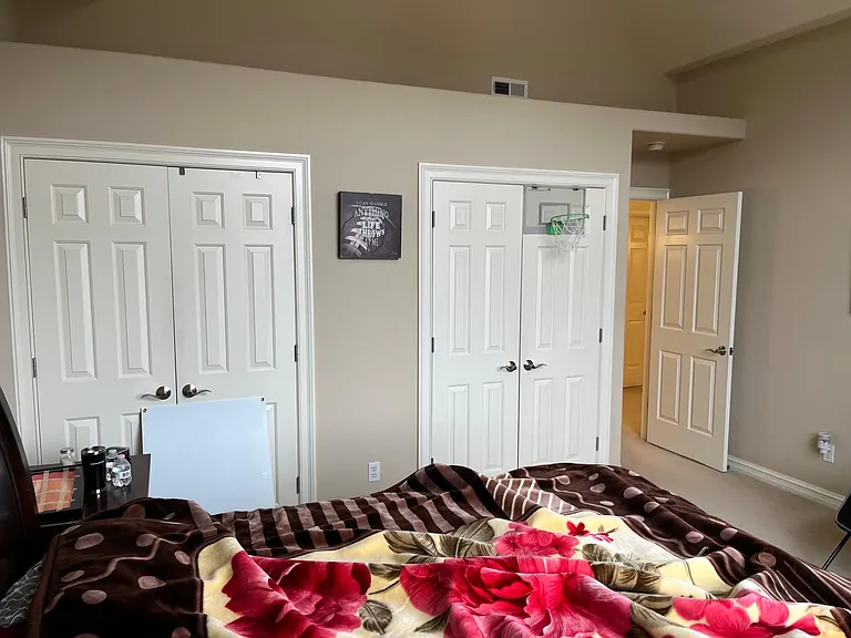21160 Chancery Ct — Photo 38