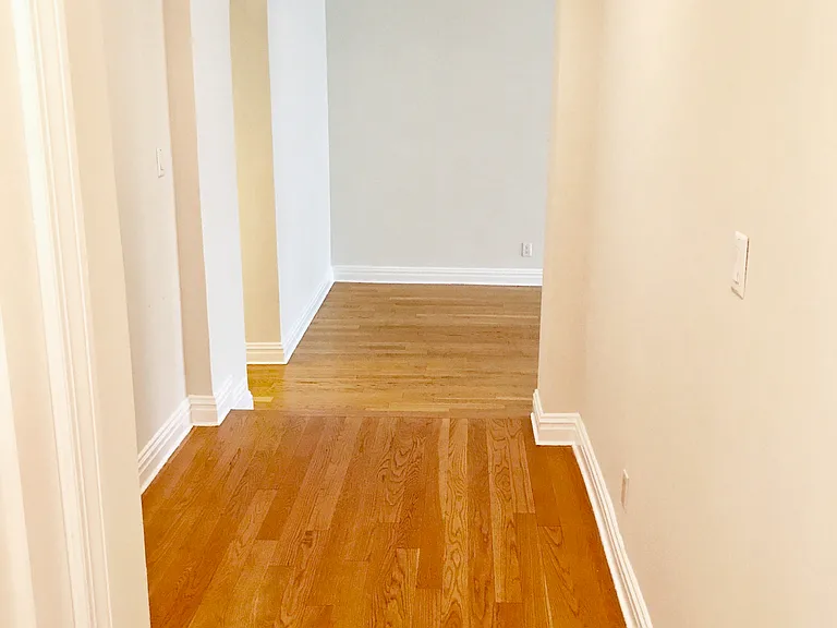 8 Gramercy Park #2F — Photo 8