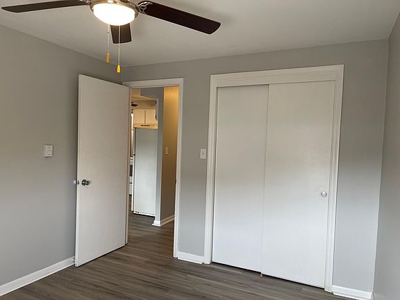5th image of 108 W Washington St APT 1