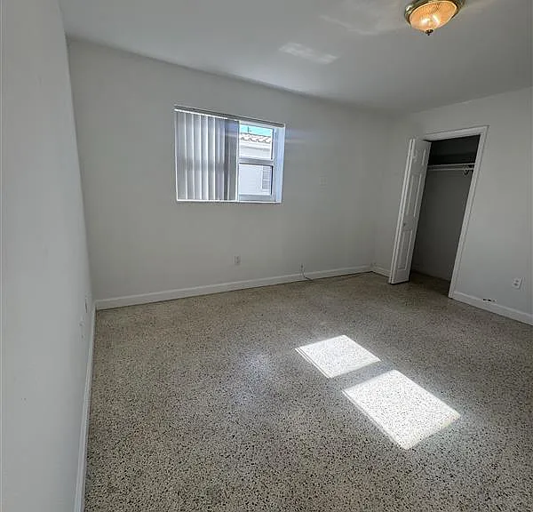 3181 SW 18th St #2 — Photo 12