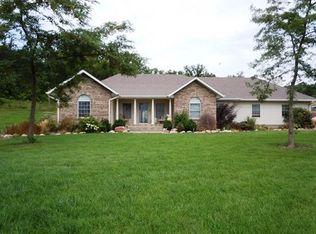 1957 Perry Trl, Woodbine, IA 51579