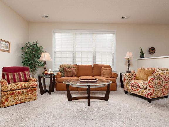 5th image of 2062 Village Park Dr
