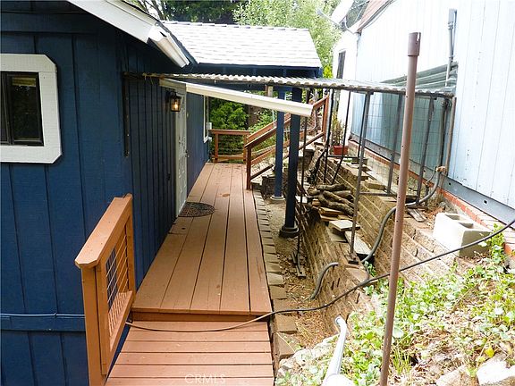 3rd image of 21531 Sawpit Canyon Rd