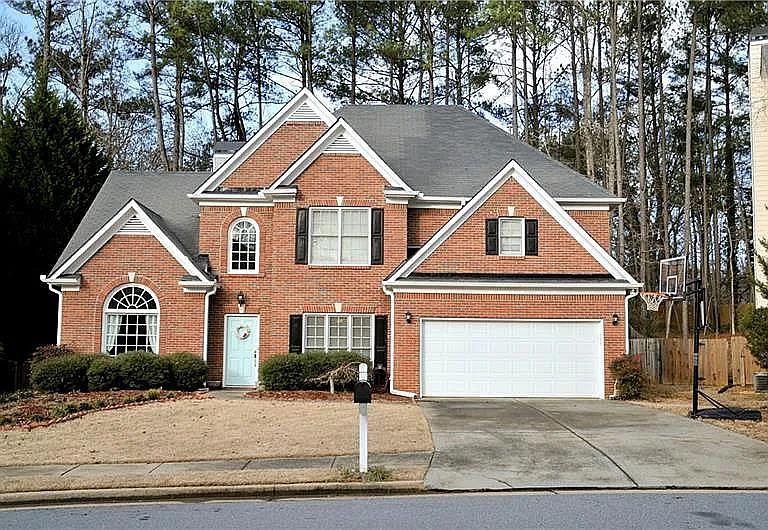 1st image of 3218 Vickery Dr NE