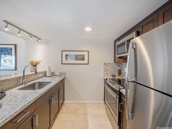4th image of 1777 Ala Moana Blvd APT 213