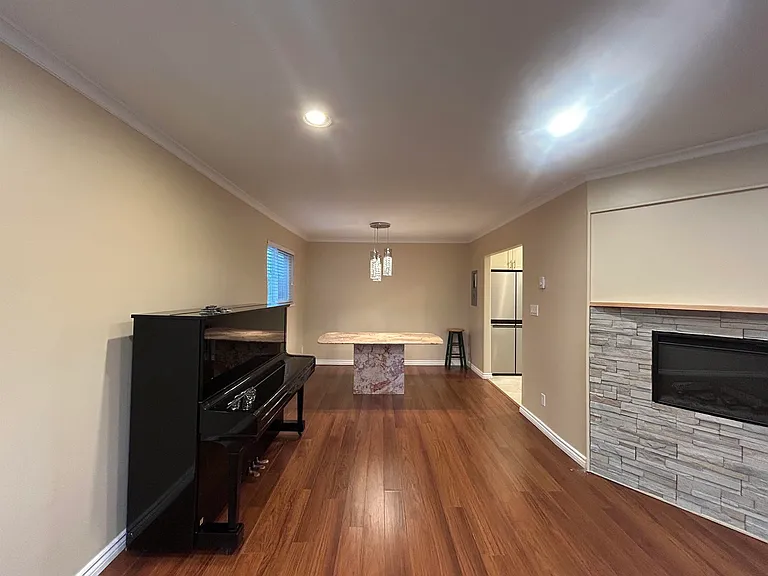 3147 W 8th Ave — Photo 5