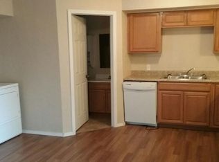 730 1/2 W Franklin St, Appleton, WI 54914