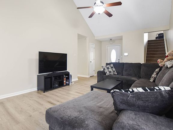 3rd image of 3847 Margie Ct
