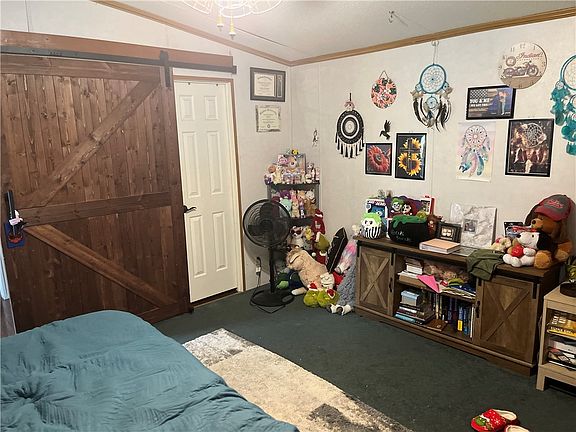 5th image of 105 McKee St