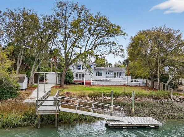 1568 Oak Island Dr, Charleston, SC 29412