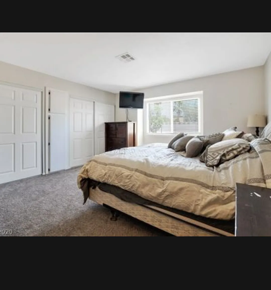 3 bed, 1819 sqft, $2,200 — Photo 2