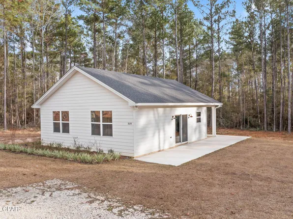 3055 Pioneer Rd, Vernon, FL 32462