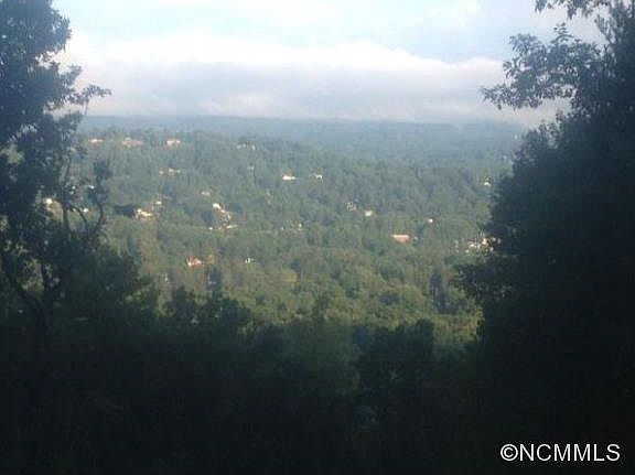 2nd image of 210 Bent Tree Rd