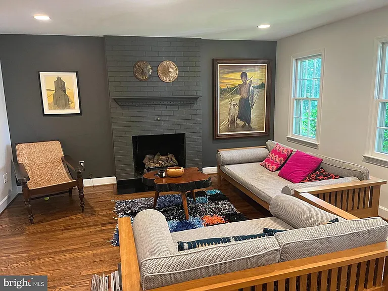 725 Forest Park Rd — Photo 9