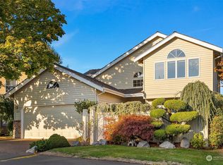 633 Elm Pl, Edmonds, WA 98020