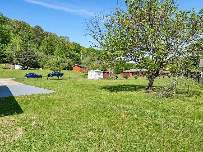 410 Marshall Hall Rd — Photo 24