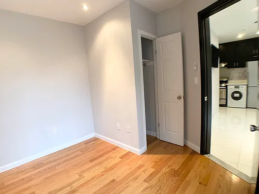 Rented by Premier One Realty LLC | media 32